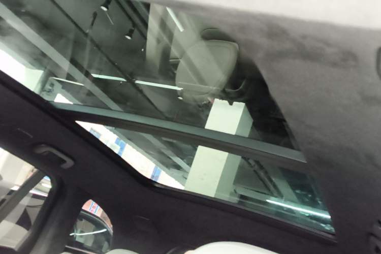 Used Nio ES6 2024 75 kWh Headliner
