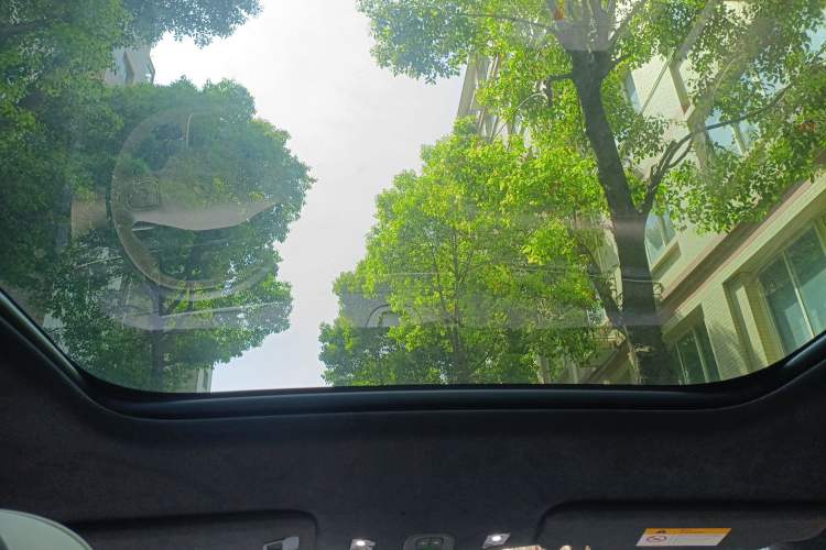 Used Nio ES6 2024 75 kWh Headliner