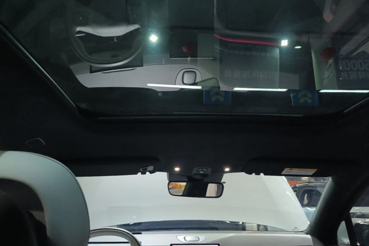 Used Nio ES6 2024 75 kWh Headliner