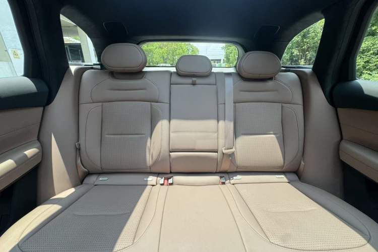 Used Nio ES6 2024 75 kWh Interior 10