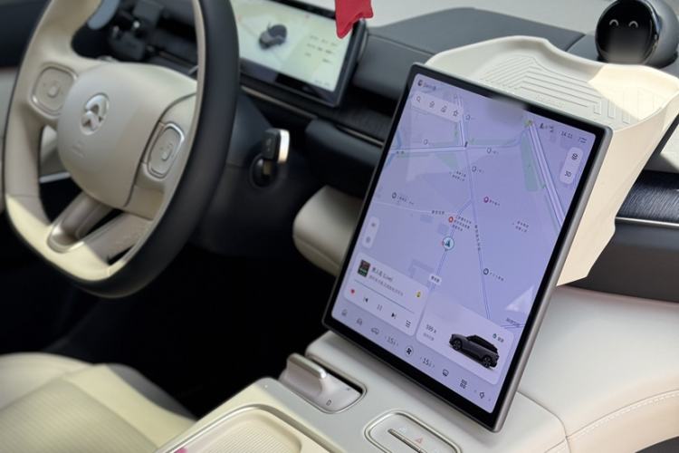 Used Nio ES6 2024 75 kWh Interior 2