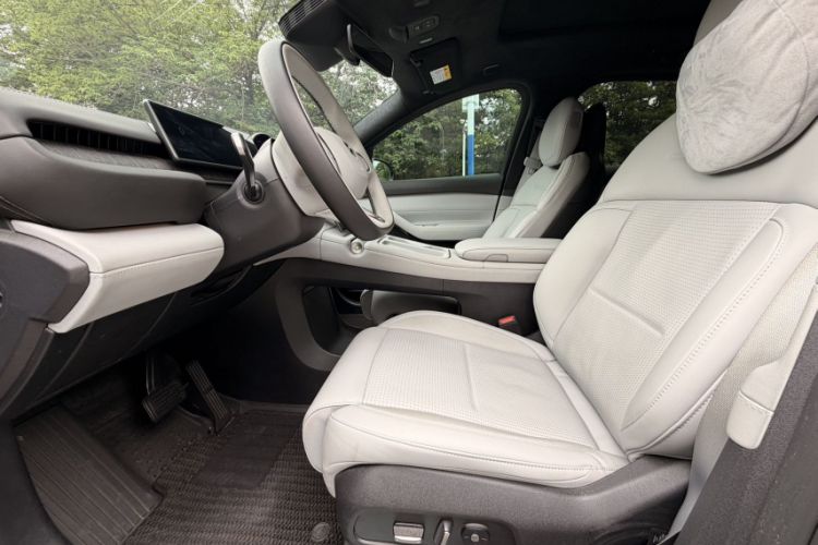 Used Nio ES6 2024 75 kWh Interior 3