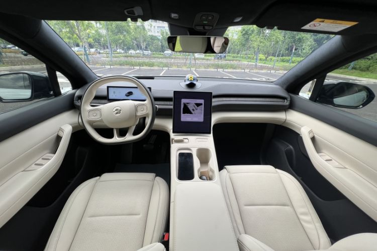 Used Nio ES6 2024 75 kWh Interior 4