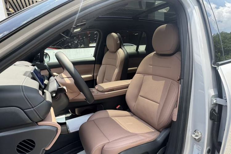 Used Nio ES6 2024 75 kWh Interior 5