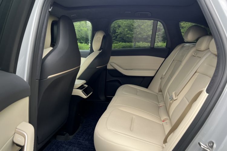 Used Nio ES6 2024 75 kWh Interior 5