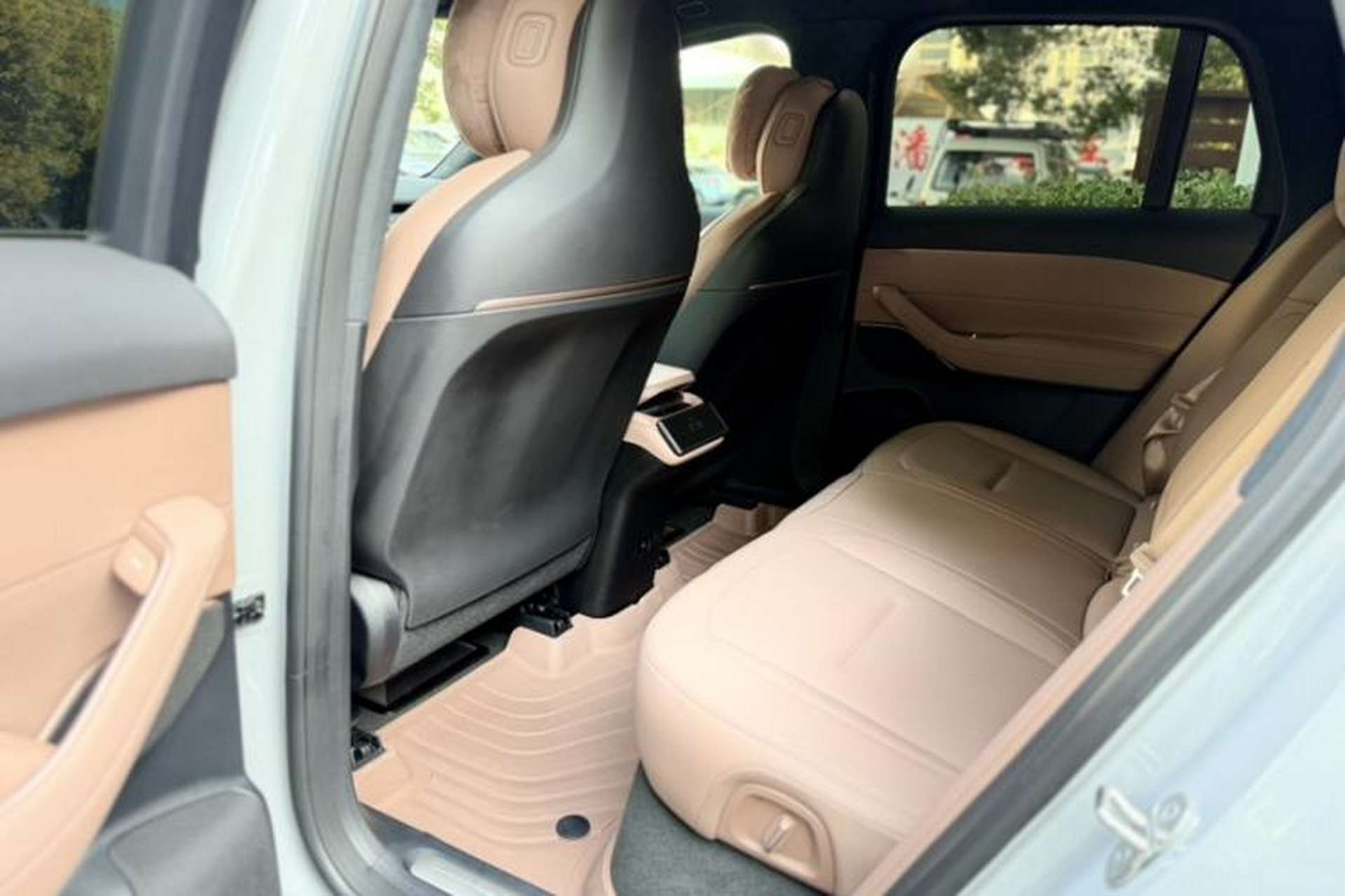 Used Nio ES6 2024 75 kWh Interior 5