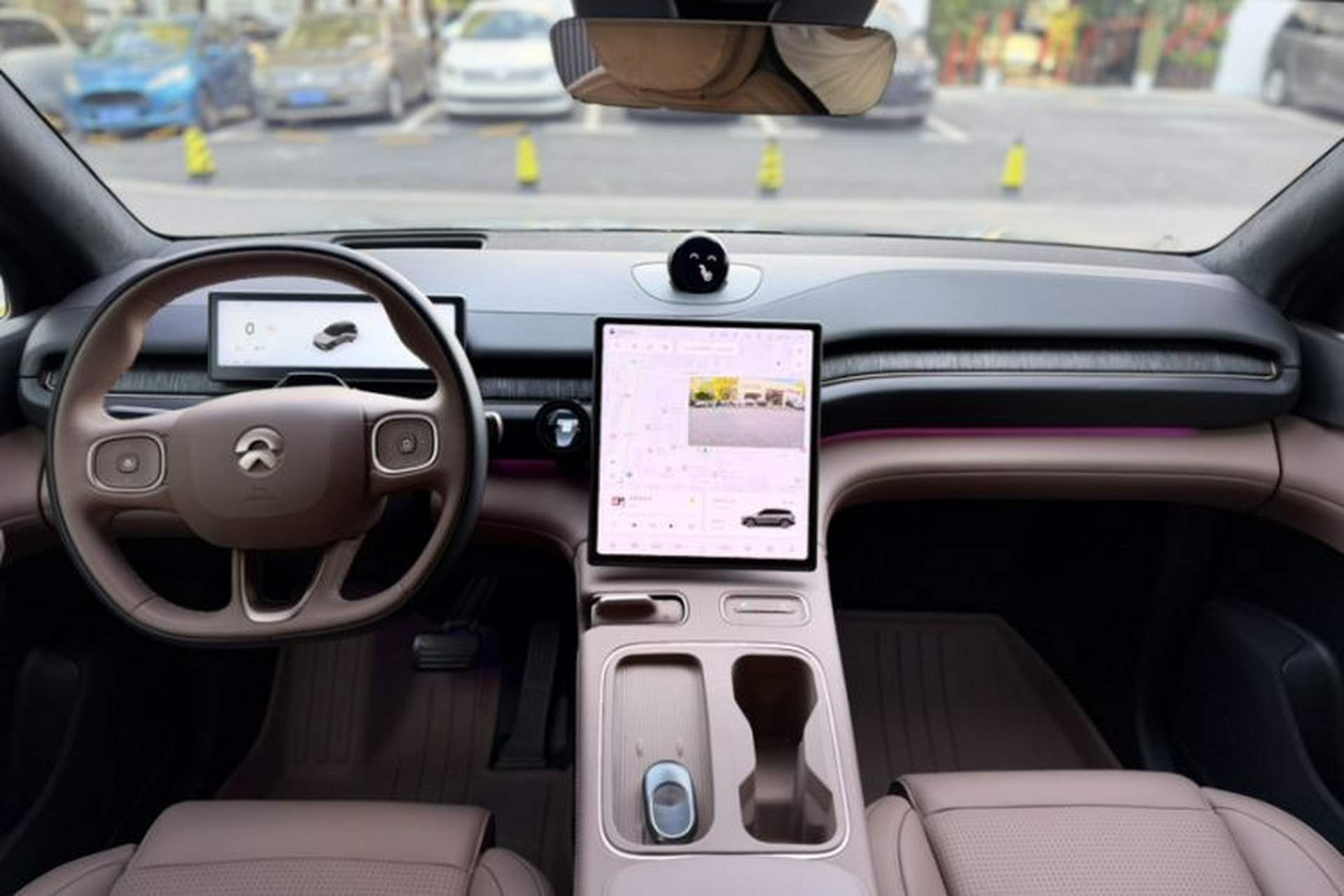 Used Nio ES6 2024 75 kWh Interior 7