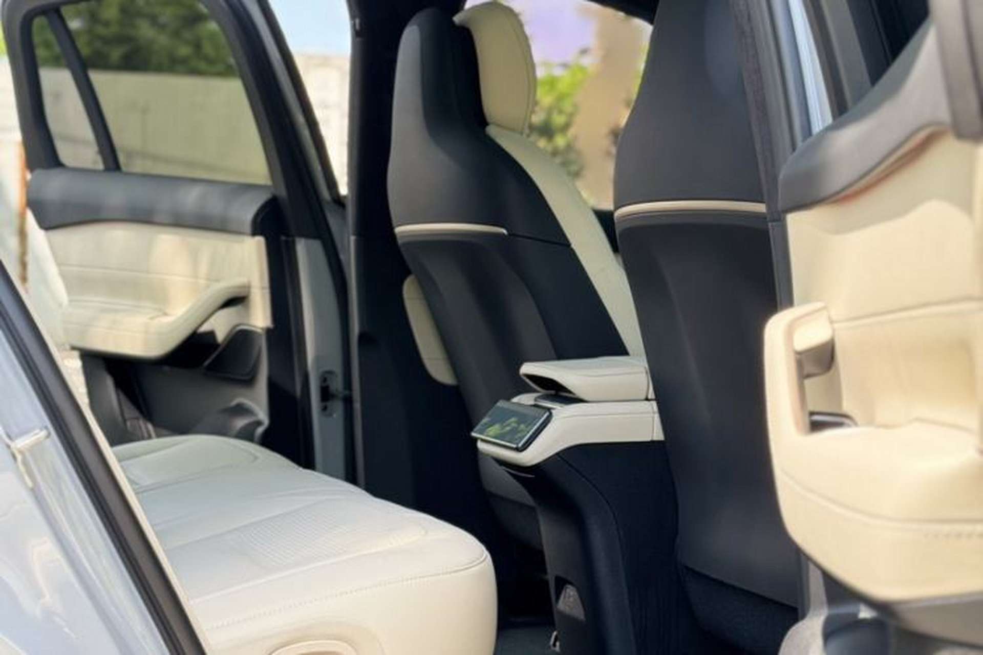 Used Nio ES6 2024 75 kWh Interior 8
