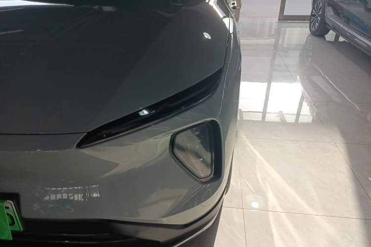 Used Nio ES6 2024 75 kWh Left Front Headlight