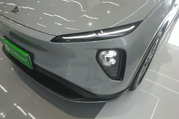 Used Nio ES6 2024 75 kWh Left Front Headlight