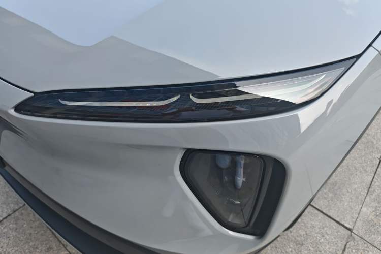 Used Nio ES6 2024 75 kWh Left Front Headlight