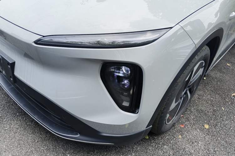 Used Nio ES6 2024 75 kWh Left Front Headlight