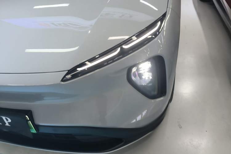 Used Nio ES6 2024 75 kWh Left Front Headlight