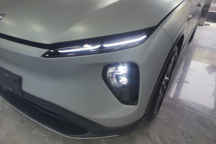 Used Nio ES6 2024 75 kWh Left Front Headlight