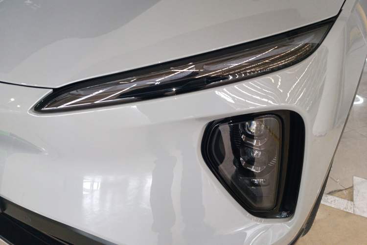 Used Nio ES6 2024 75 kWh Left Front Headlight