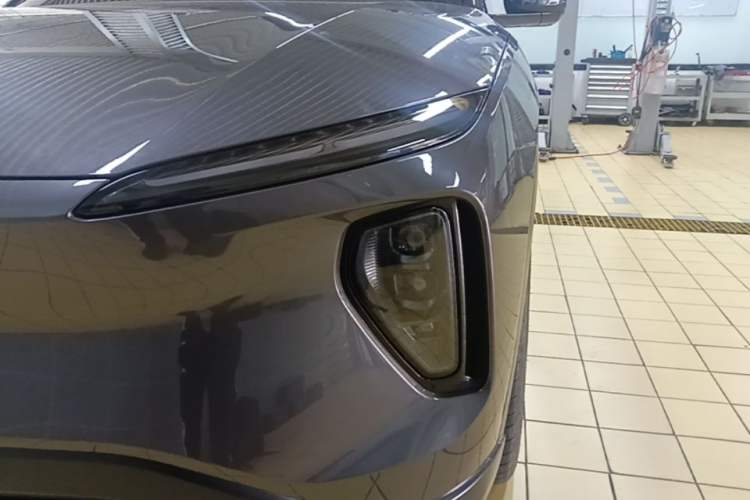 Used Nio ES6 2024 75 kWh Left Front Headlight