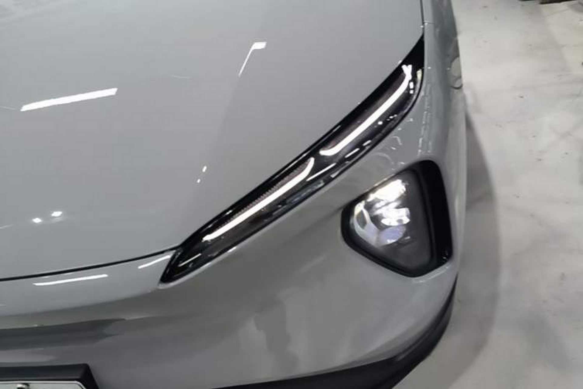Used Nio ES6 2024 75 kWh Left Front Headlight