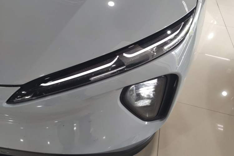 Used Nio ES6 2024 75 kWh Left Front Headlight