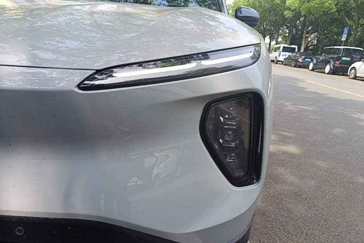 Used Nio ES6 2024 75 kWh Left Front Headlight