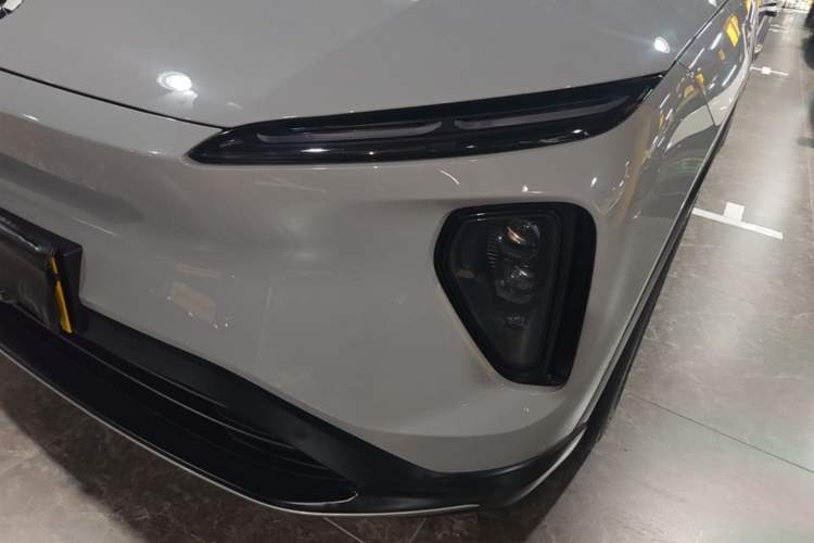 Used Nio ES6 2024 75 kWh Left Front Headlight