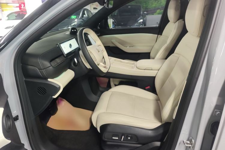 Used Nio ES6 2024 75 kWh Left Front Seat