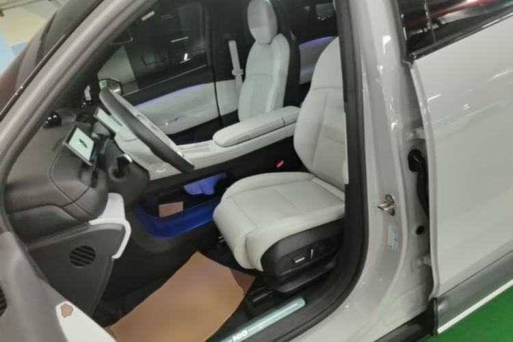 Used Nio ES6 2024 75 kWh Left Front Seat