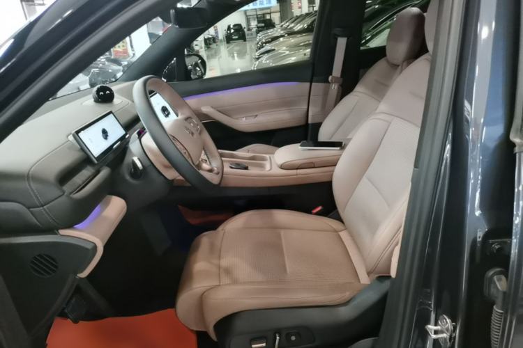 Used Nio ES6 2024 75 kWh Left Front Seat
