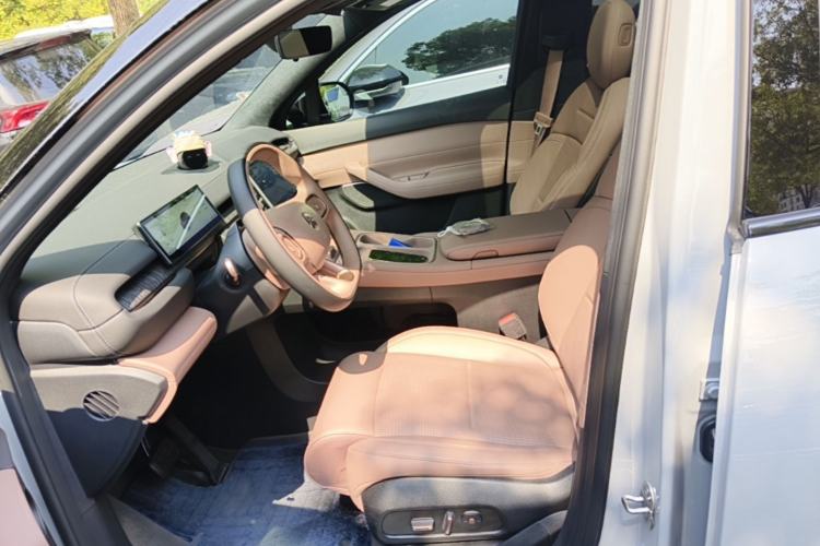 Used Nio ES6 2024 75 kWh Left Front Seat