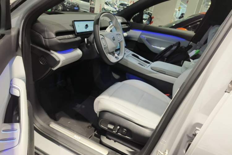 Used Nio ES6 2024 75 kWh Left Front Seat