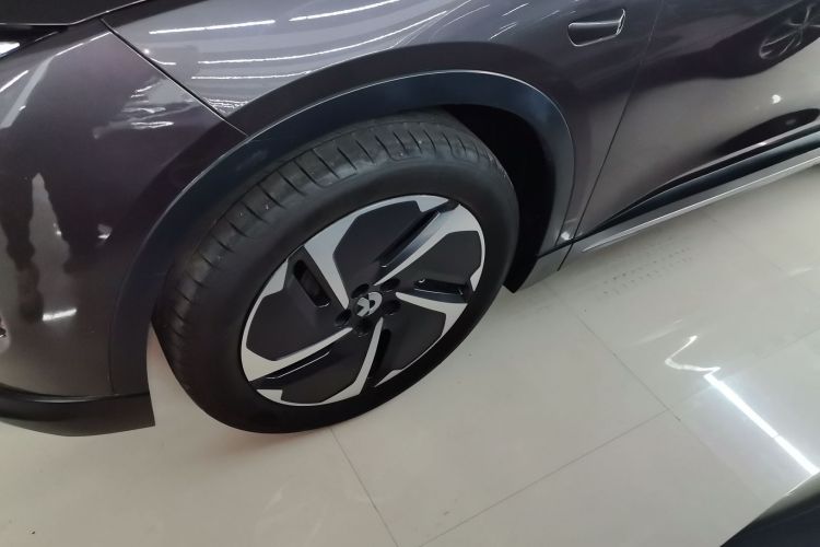 Used Nio ES6 2024 75 kWh Left Front Wheel Hub