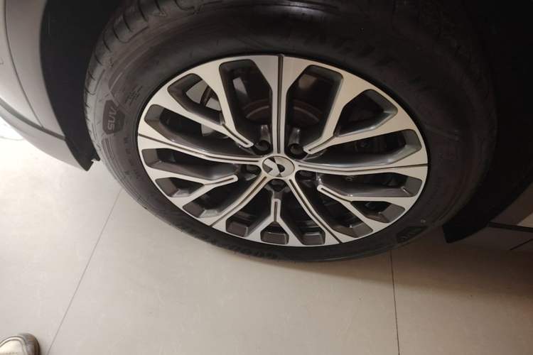 Used Nio ES6 2024 100kWh Left Front Wheel Hub