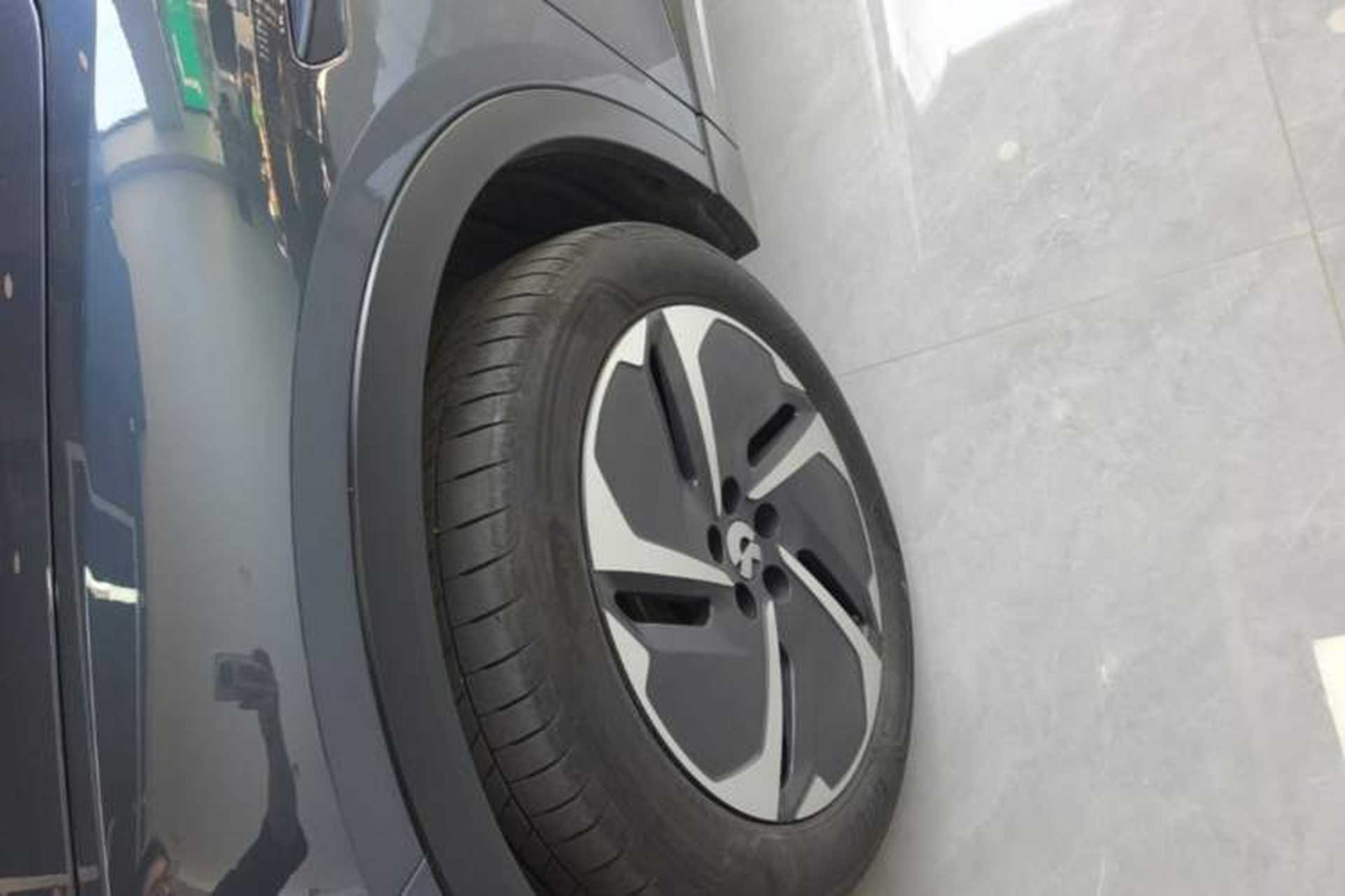 Used Nio ES6 2024 75 kWh Left Front Wheel Hub