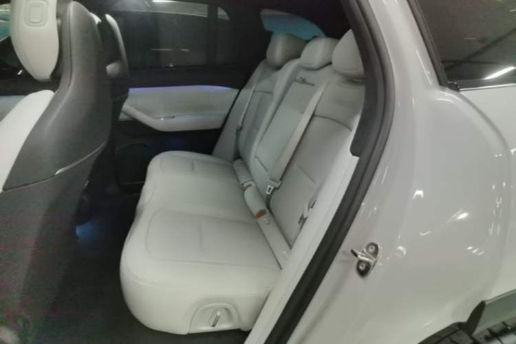 Used Nio ES6 2024 75 kWh Left Rear Seat