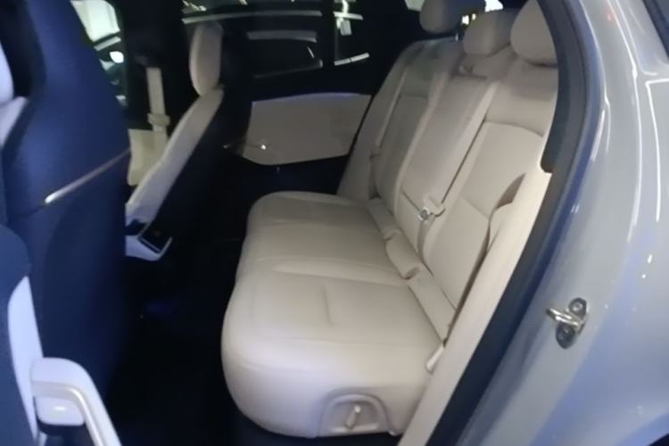 Used Nio ES6 2024 75 kWh Left Rear Seat