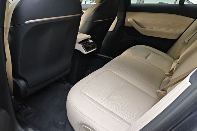 Used Nio ES6 2024 75 kWh Left Rear Seat