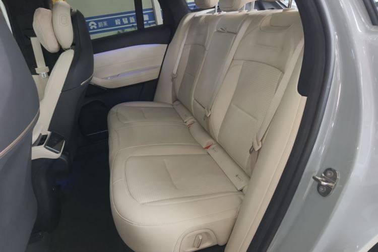 Used Nio ES6 2024 75 kWh Left Rear Seat