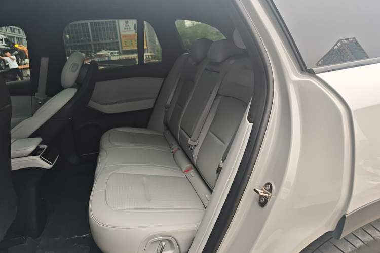 Used Nio ES6 2024 75 kWh Left Rear Seat