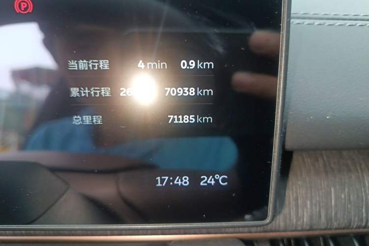 Used Nio ES6 2024 75 kWh Odometer Close Up
