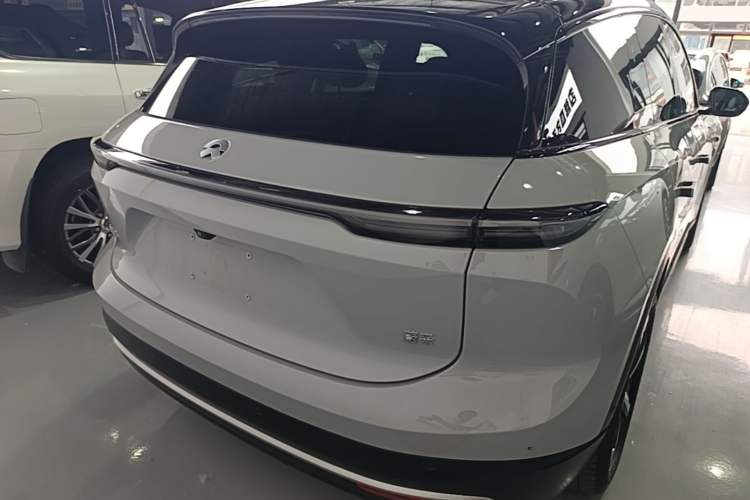 Used Nio ES6 2024 75 kWh Rear