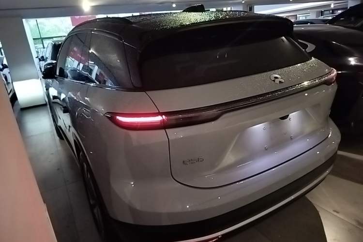 Used Nio ES6 2024 75 kWh Rear Left 45 Deg