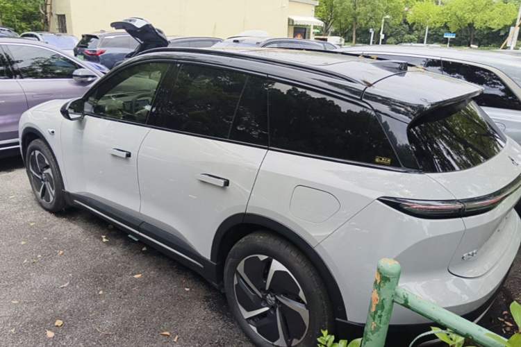 Used Nio ES6 2024 75 kWh Rear Left 45 Deg