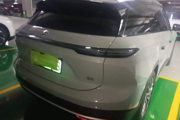 Used Nio ES6 2024 75 kWh Rear Right 45 Deg