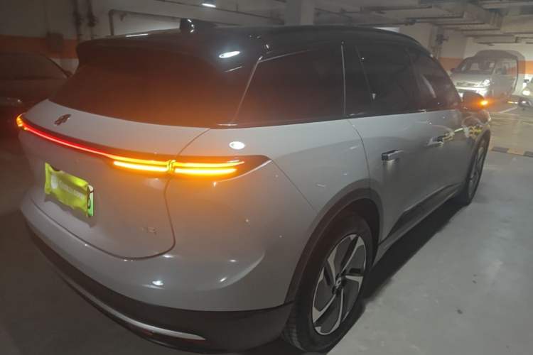 Used Nio ES6 2024 75 kWh Rear Right 45 Deg
