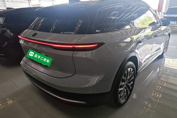 Used Nio ES6 2024 75 kWh Rear Right 45 Deg