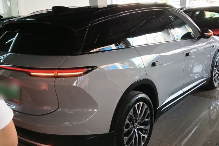 Used Nio ES6 2024 75 kWh Rear Right 45 Deg