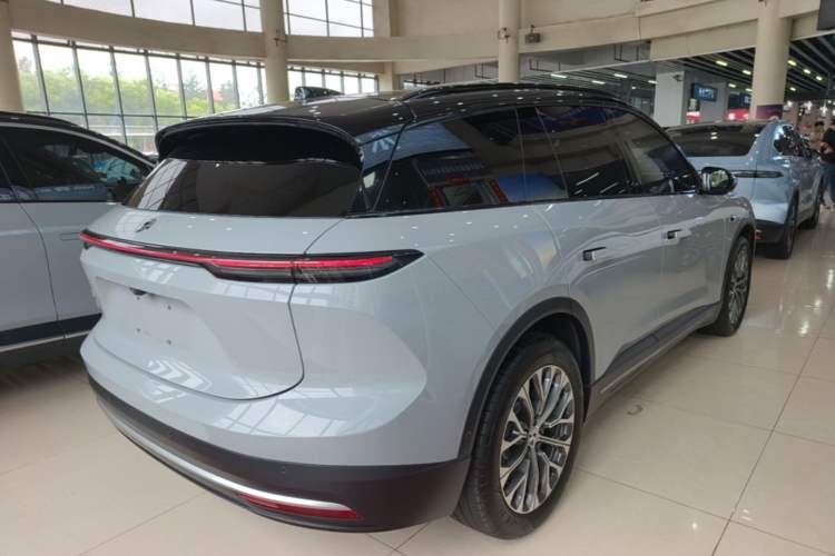 Used Nio ES6 2024 75 kWh Rear Right 45 Deg