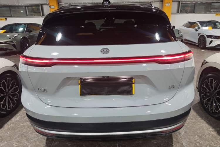 Used Nio ES6 2024 75 kWh Rear