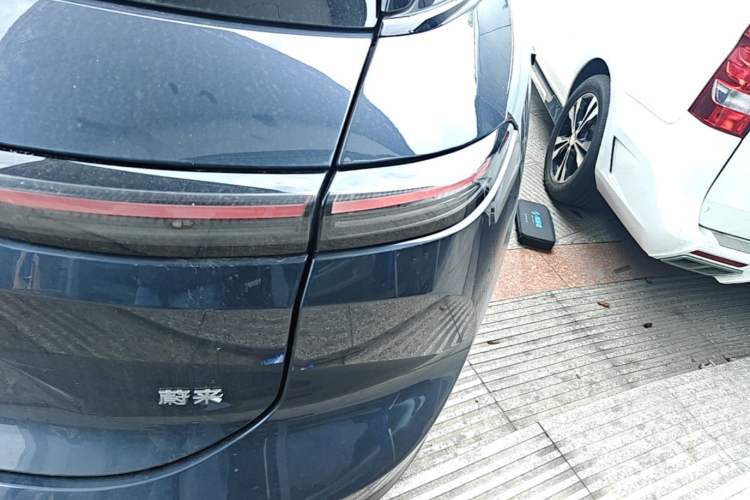 Used Nio ES6 2024 75 kWh Right Rear Taillight