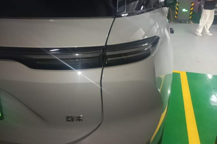 Used Nio ES6 2024 75 kWh Right Rear Taillight