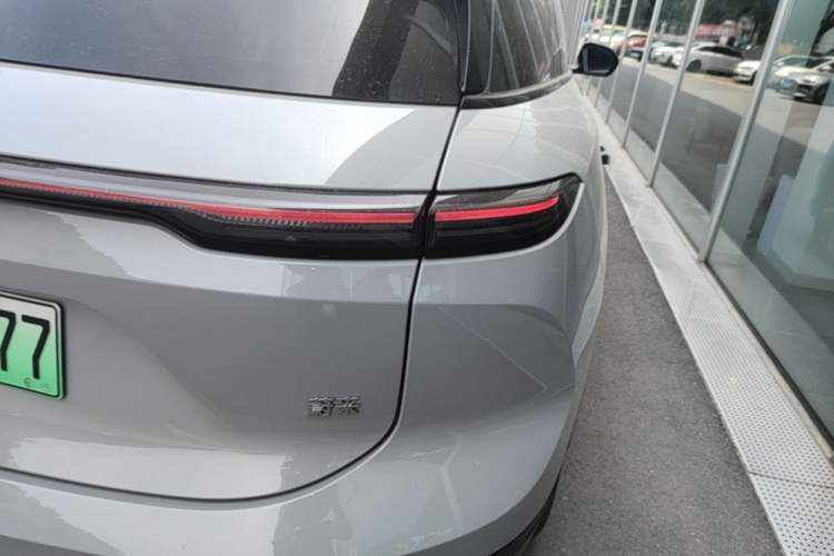 Used Nio ES6 2024 75 kWh Right Rear Taillight
